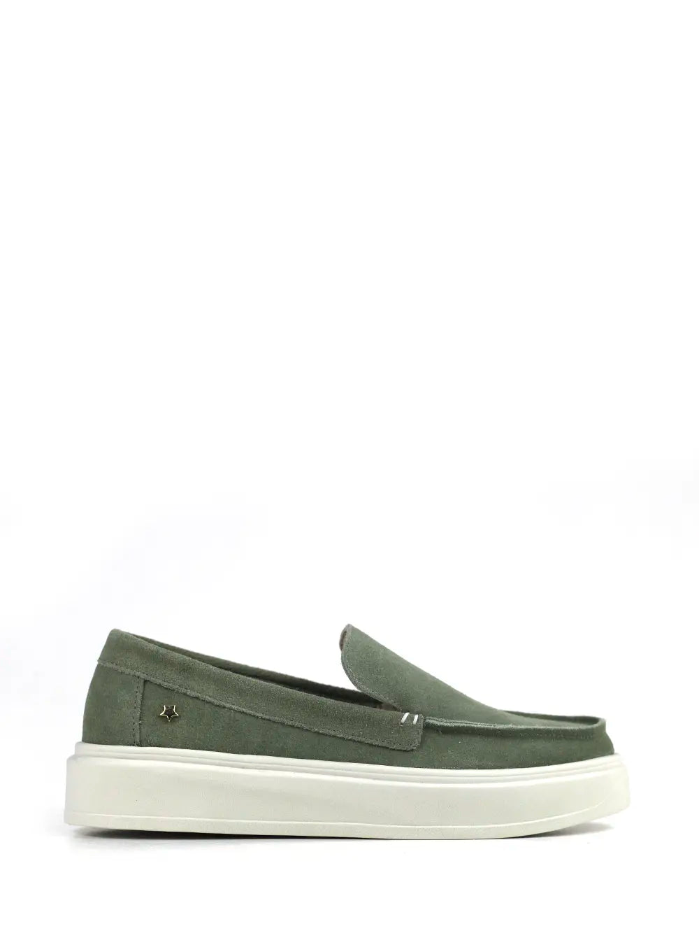 Mocasines de gamuza verde con suela gruesa