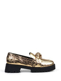 Loafer aus goldenem Leder mit Kroko-Effekt und behandelter Sohle