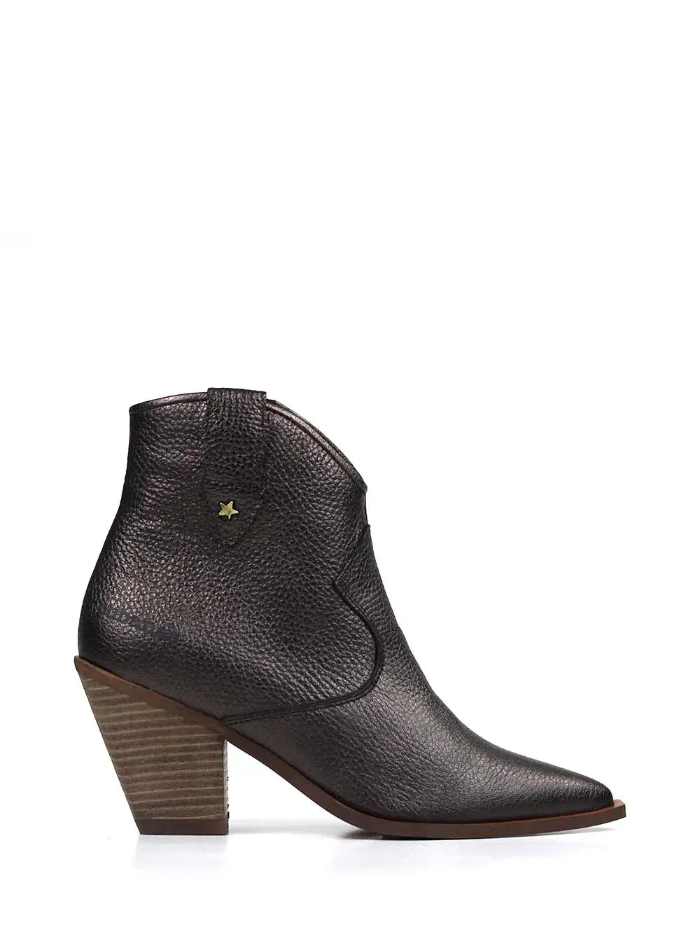 Botte en cuir marron à bout fin