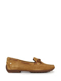 Loafer em Camurça Camel e Laço
