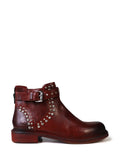 Bota em Pele Bordeaux com Tachas