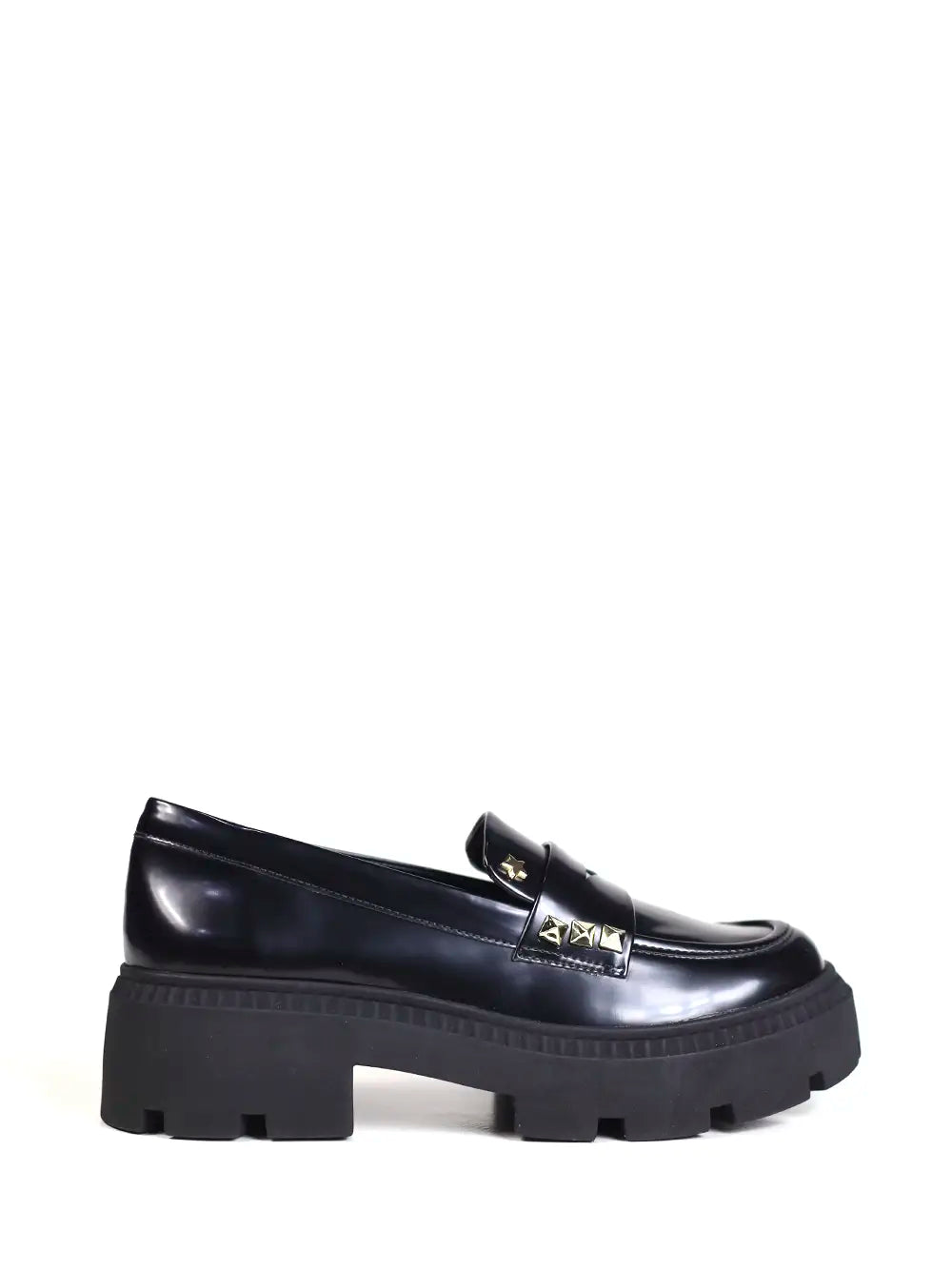 Loafer Preto em Pele e Spikes