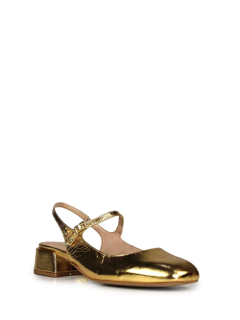Sapato em Pele Dourada