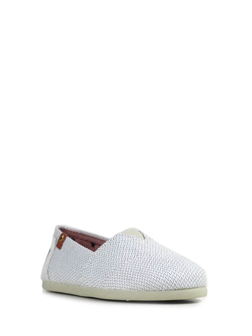 Espadrilles aus weißem und blauem Stoff
