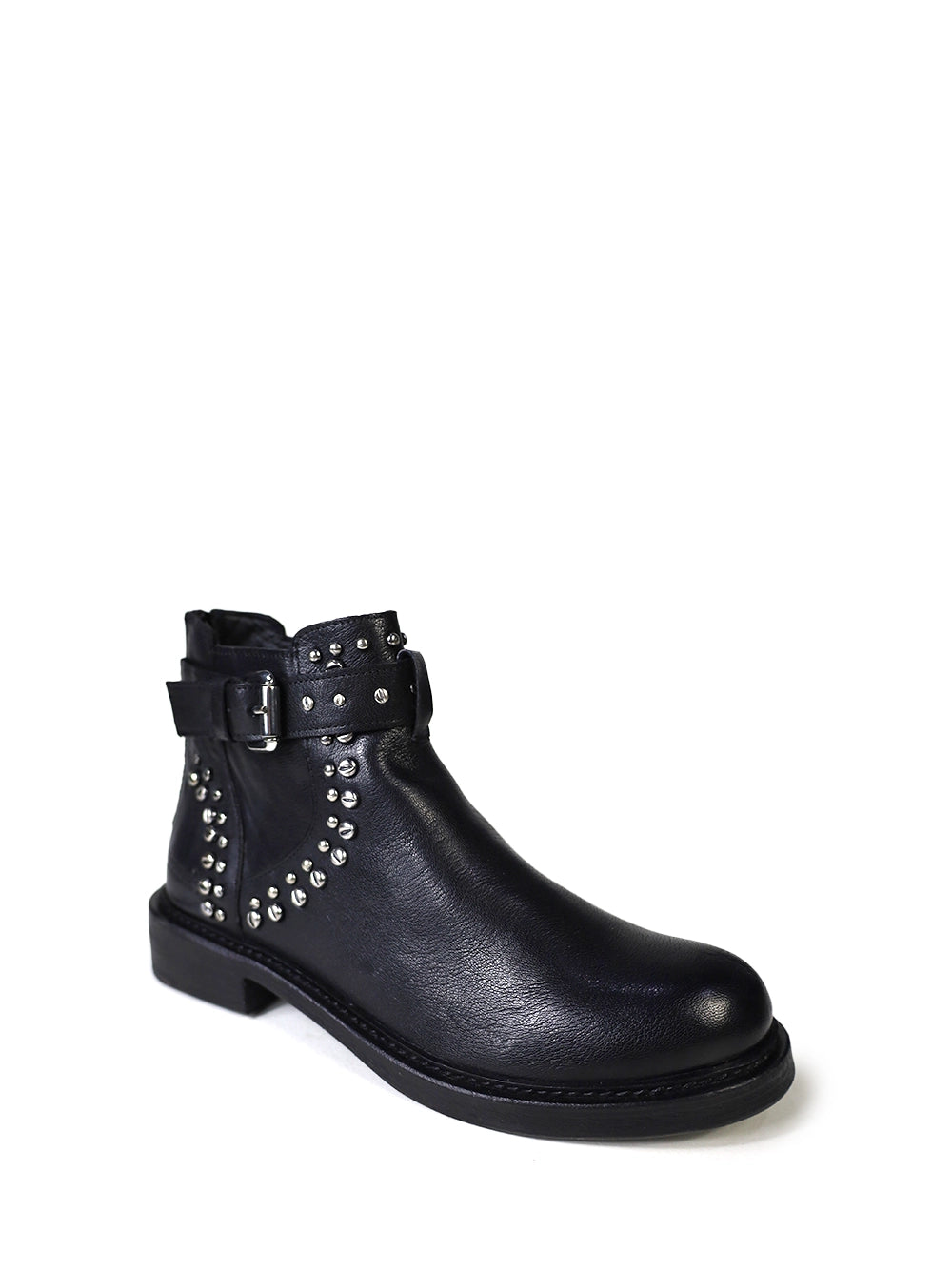 Bota Preta em Pele com Tachas