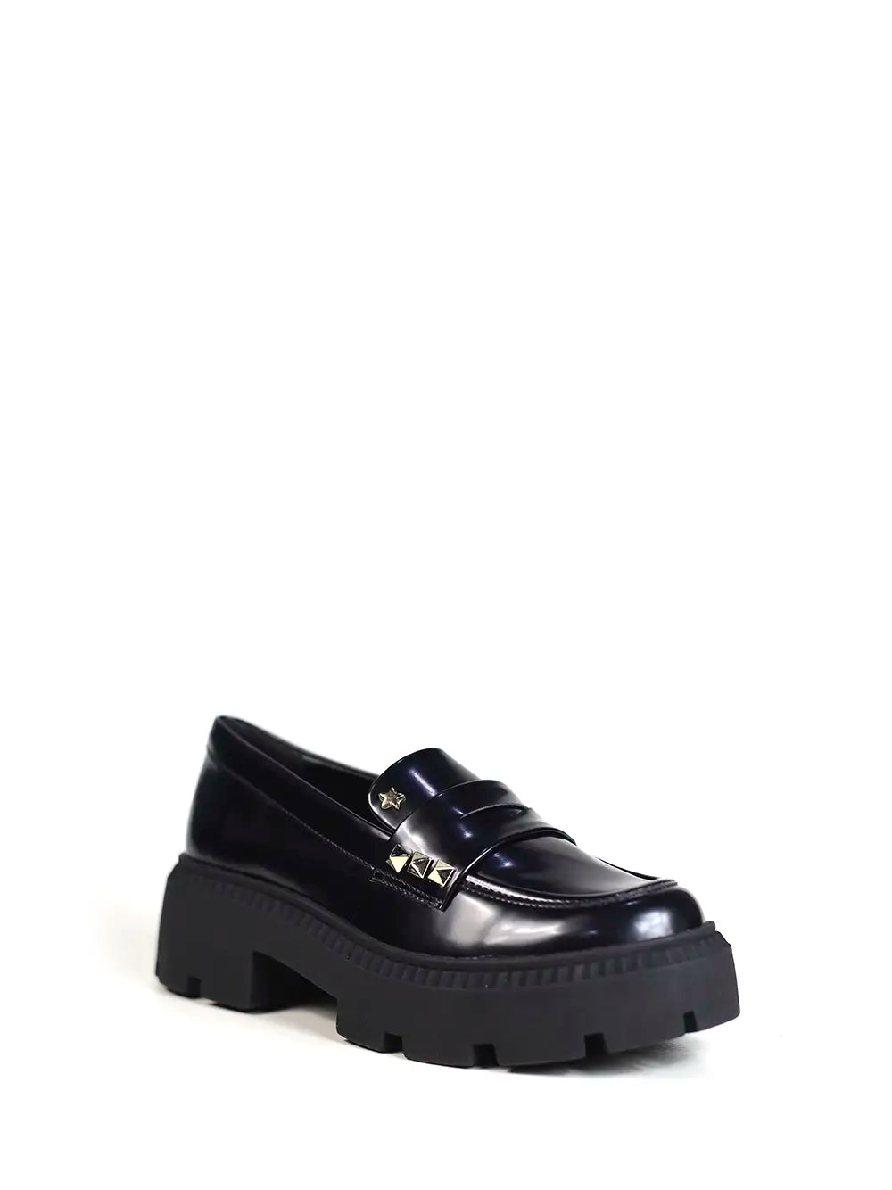 Loafer Preto em Pele e Spikes