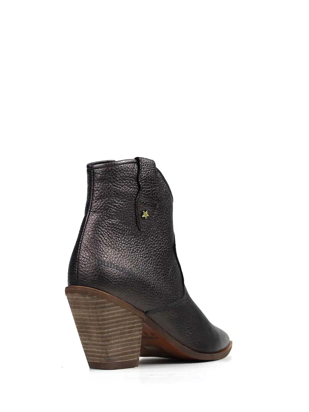 Botte en cuir marron à bout fin