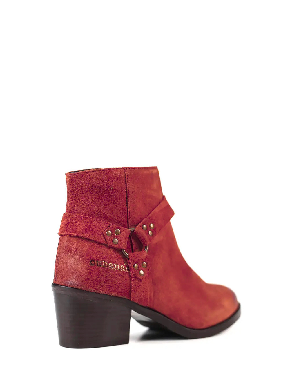 Kamelfarbener Wildlederstiefel mit Blockabsatz