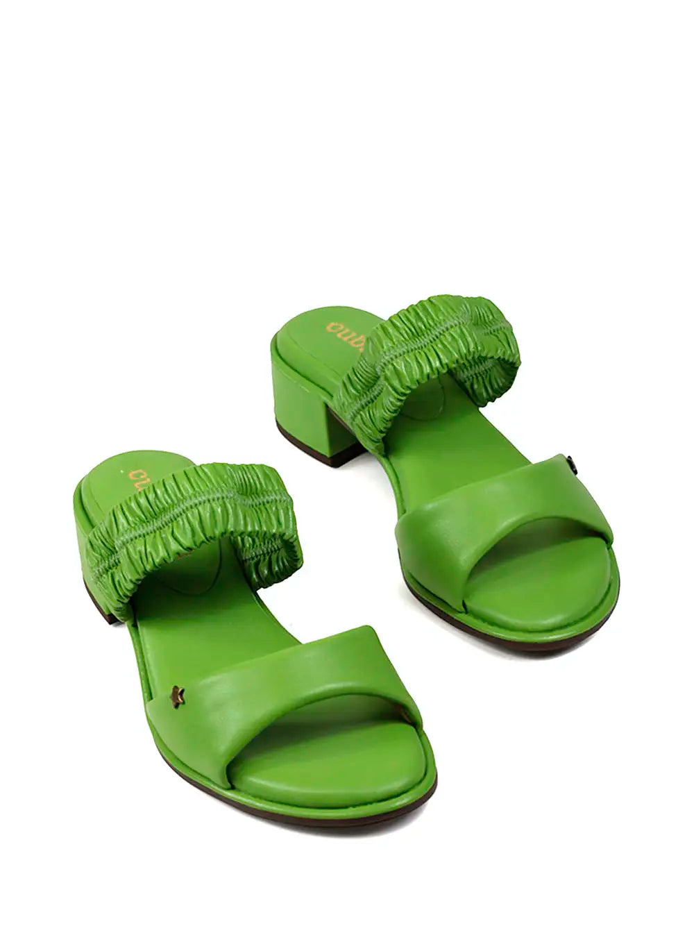 Sandália em Pele Verde e Salto em Bloco