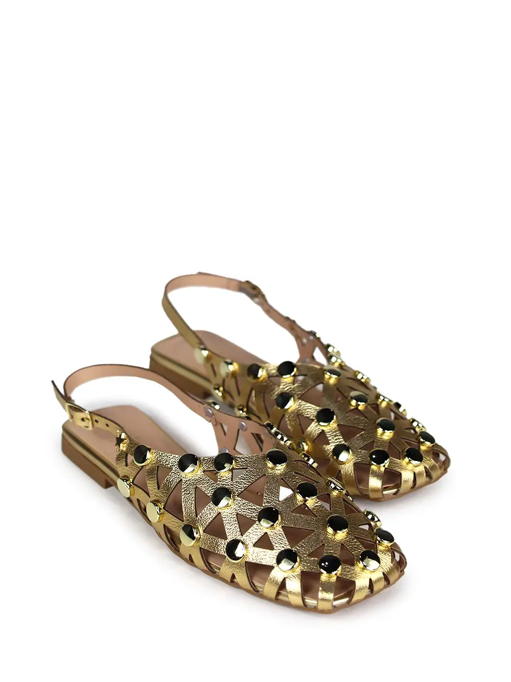 Mule em Pele Dourada e Tachas