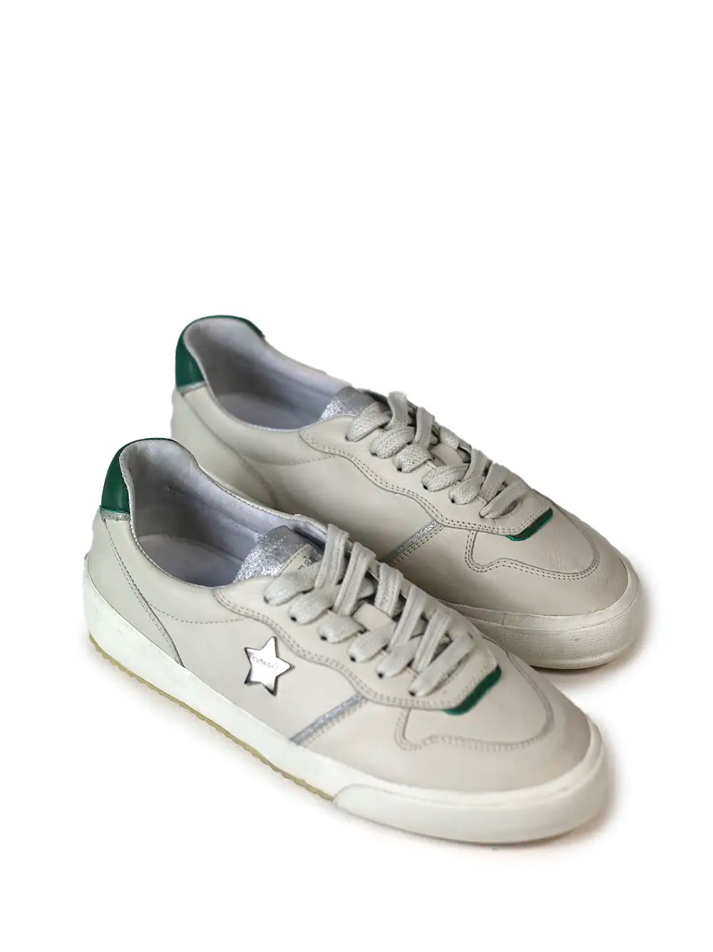 Zapatillas de cuero blanco