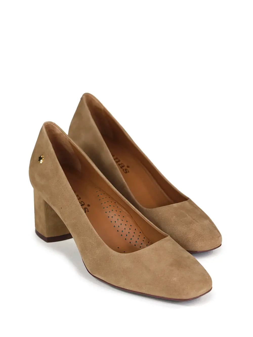 Scarpin em Pele Camel e Biqueira Quadrada