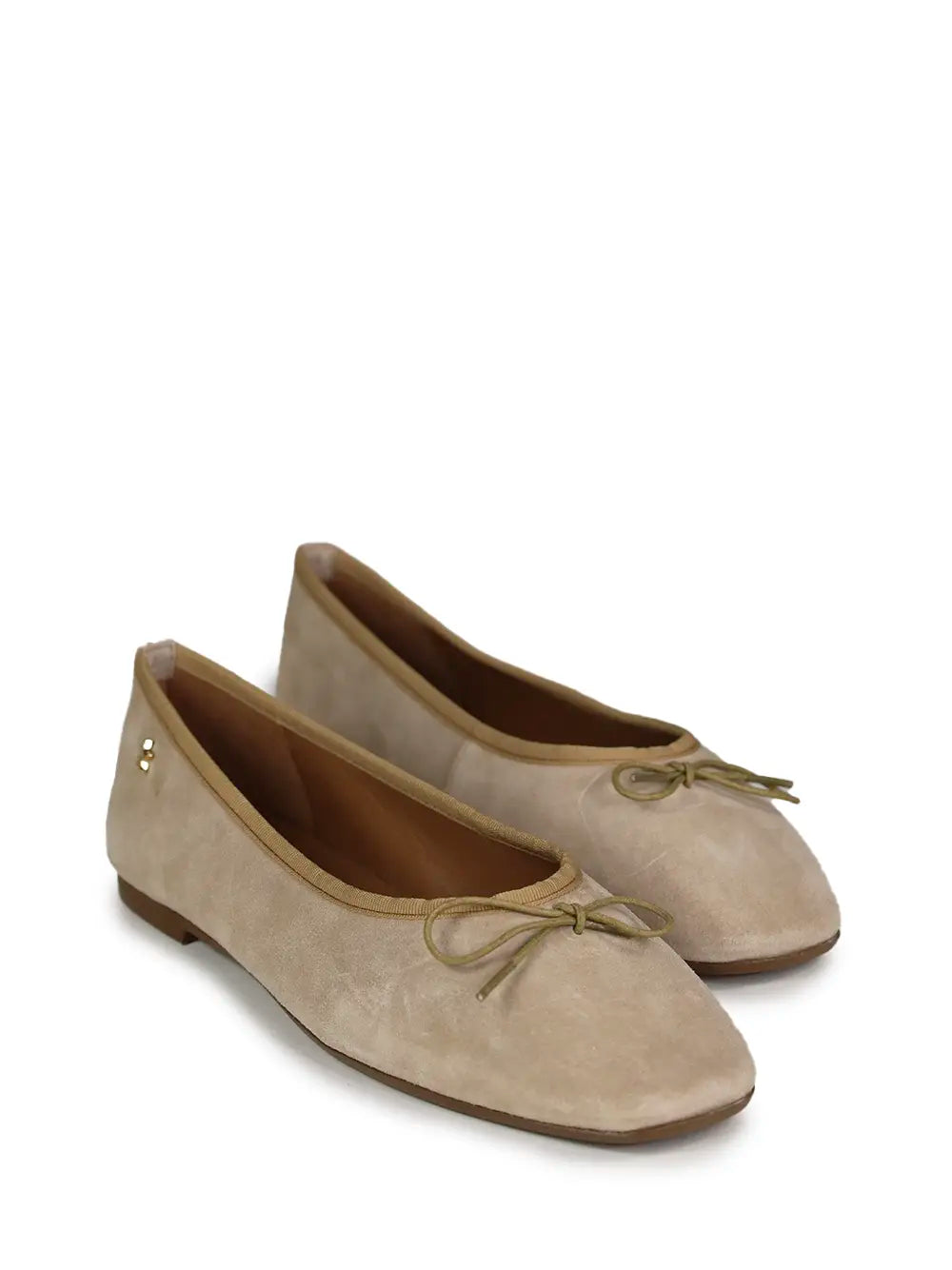 Sabrina em Camurça Beige e Laço