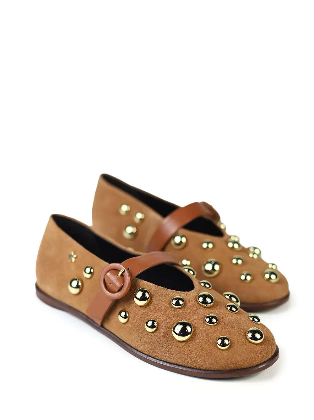 Sabrina en daim marron et clous