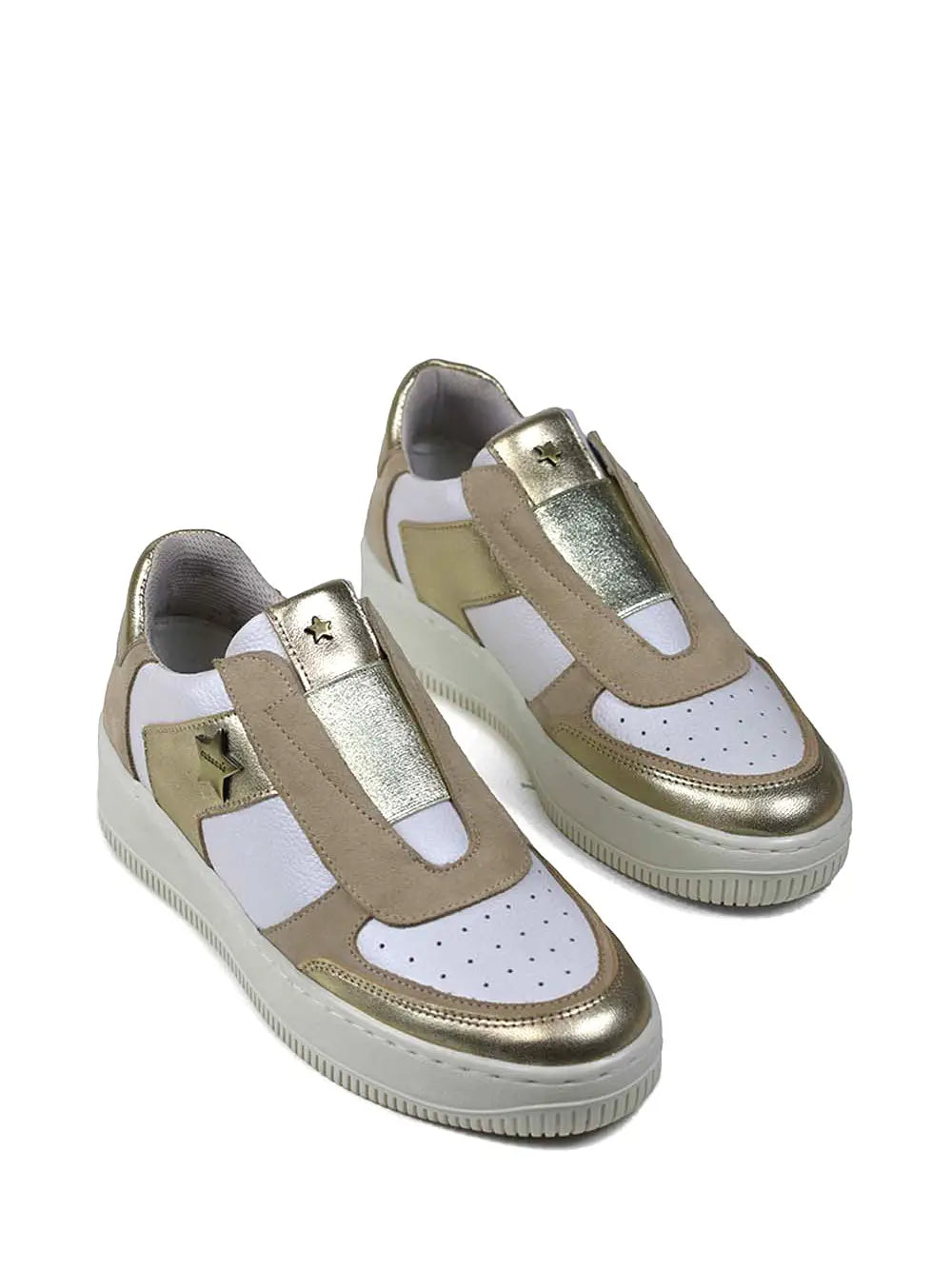 Zapatillas de Cuero Dorado y Blanco con Suela Plana