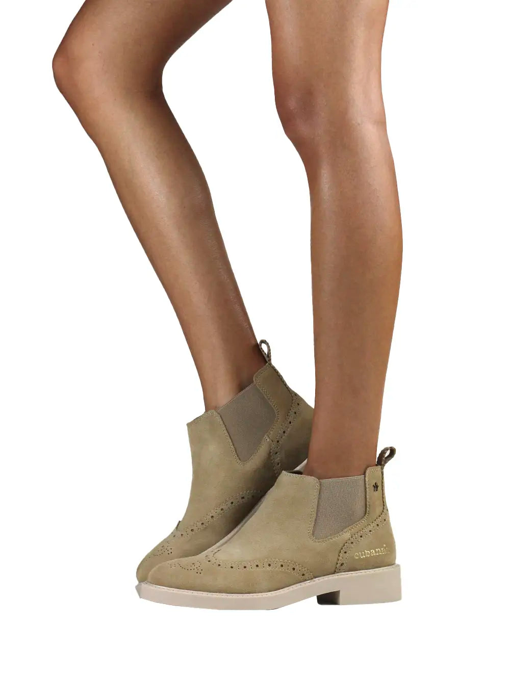 Beiger Wildlederstiefel mit beiger Sohle