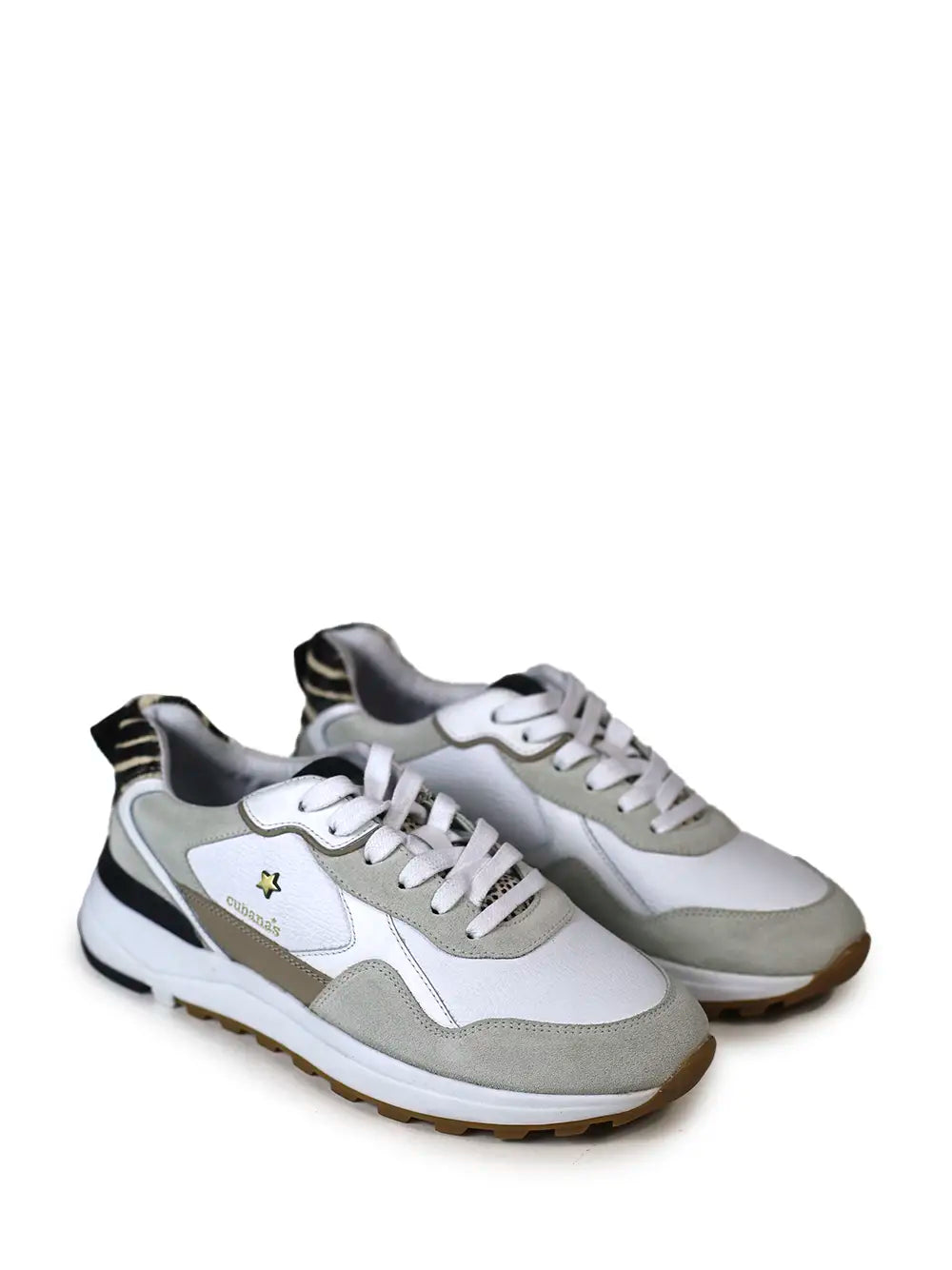 Zapatillas de cuero blanco