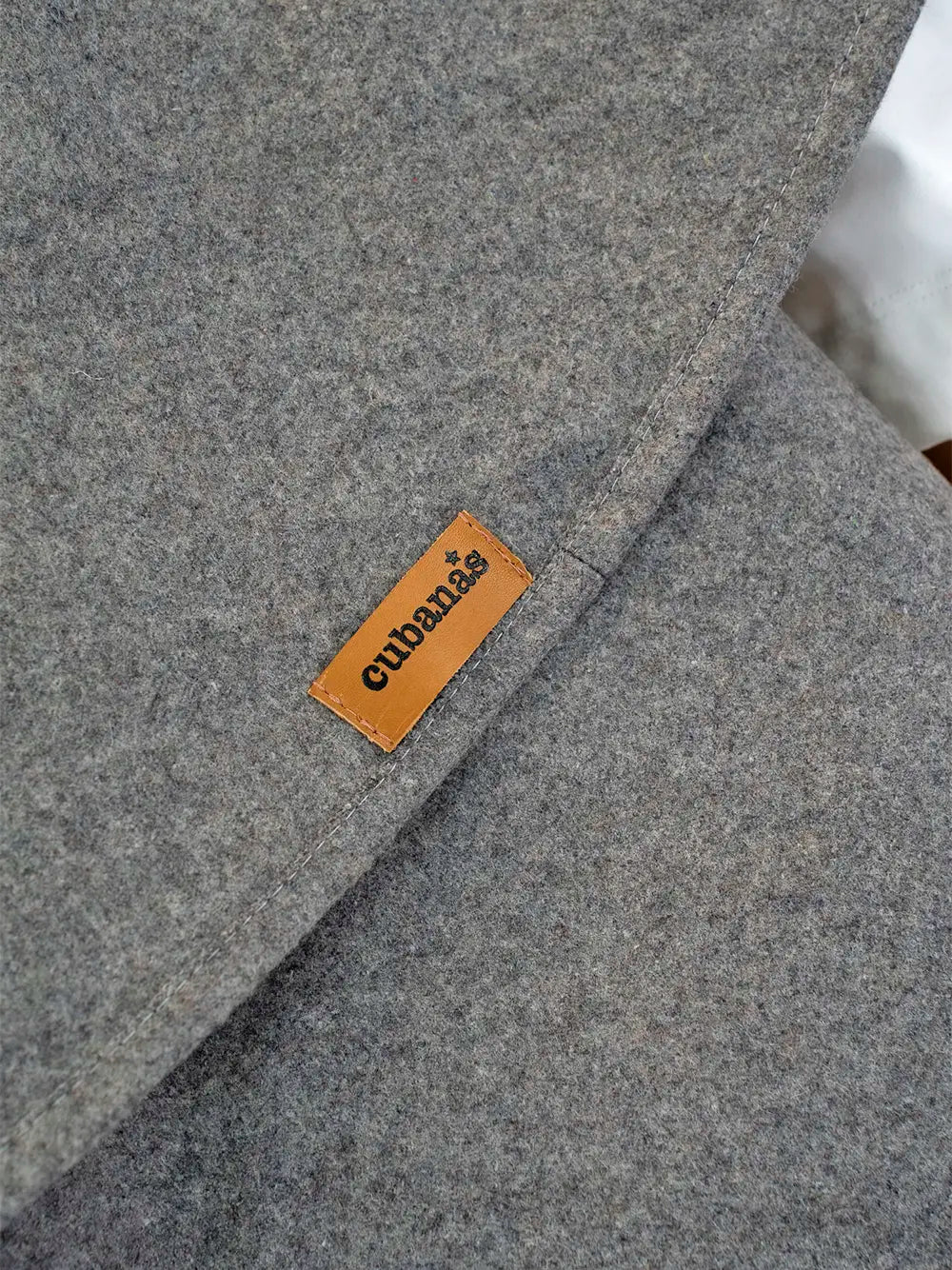 Capa de Burel Cinzento