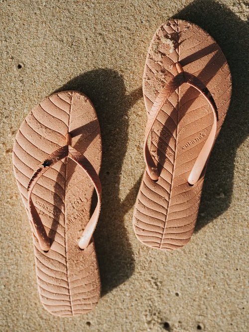 Beige Hausschuhe