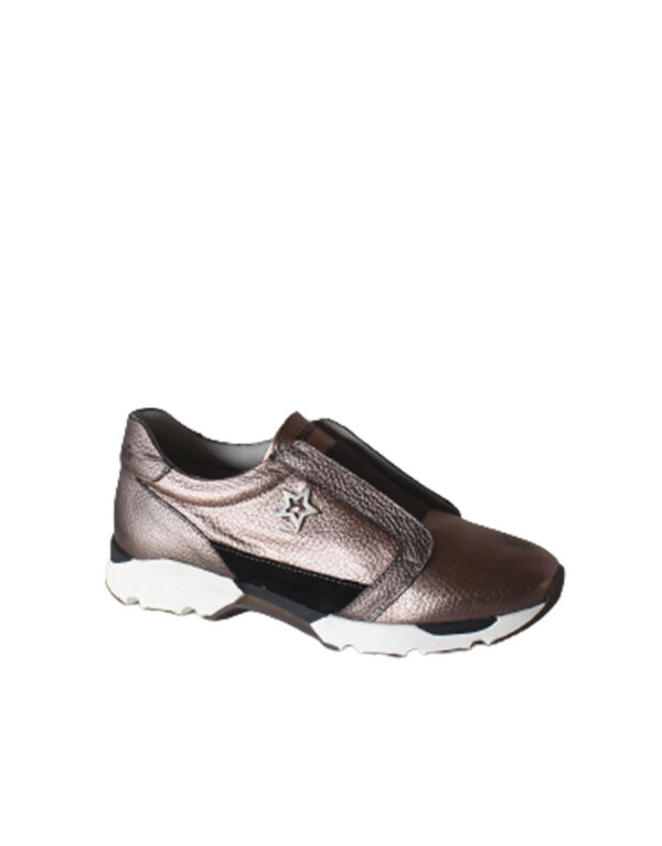 Sneakers in Metallic Brown Leather and Brown Elastic