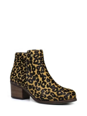 Bota Camel em Animal Print